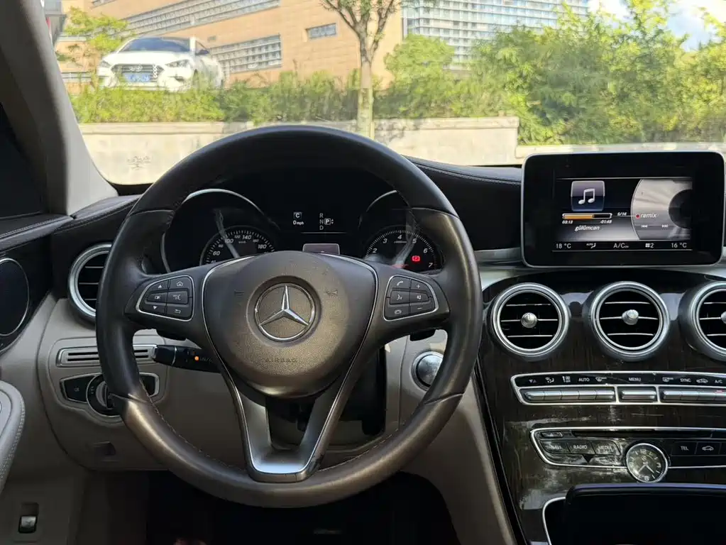 Mercedes-Benz C-Class 2015 — фото 23