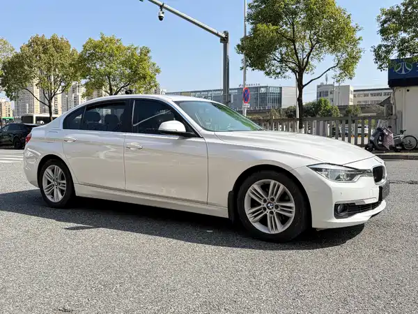 BMW 3 Series 2017