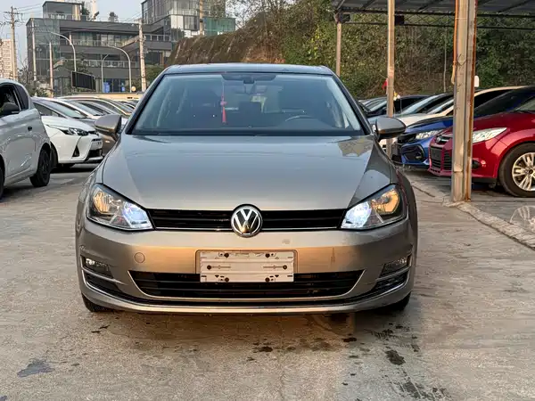 Volkswagen Golf 2016