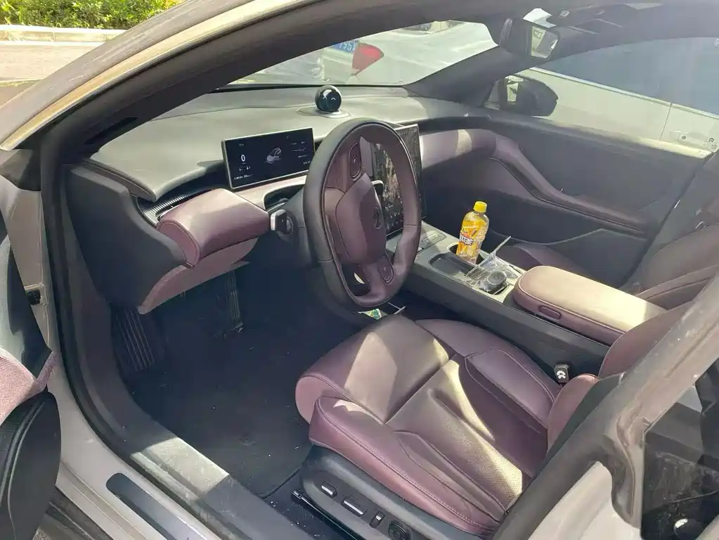 NIO ET5T 2024