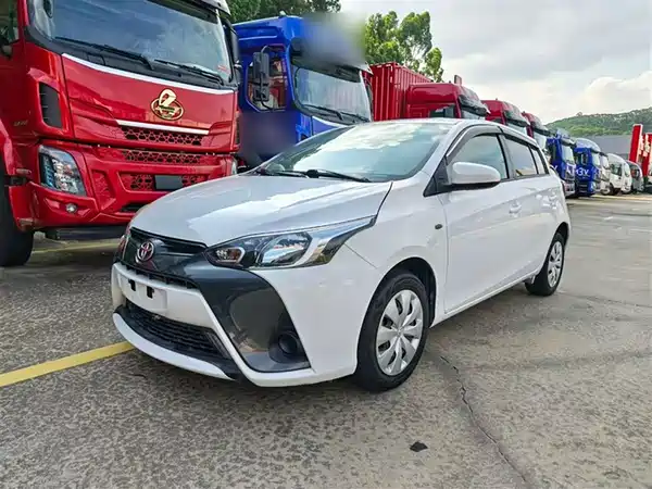 Toyota Yaris L 2016