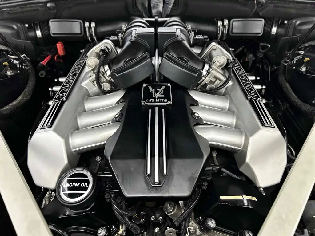 Rolls-Royce Phantom 2013 — фото 21