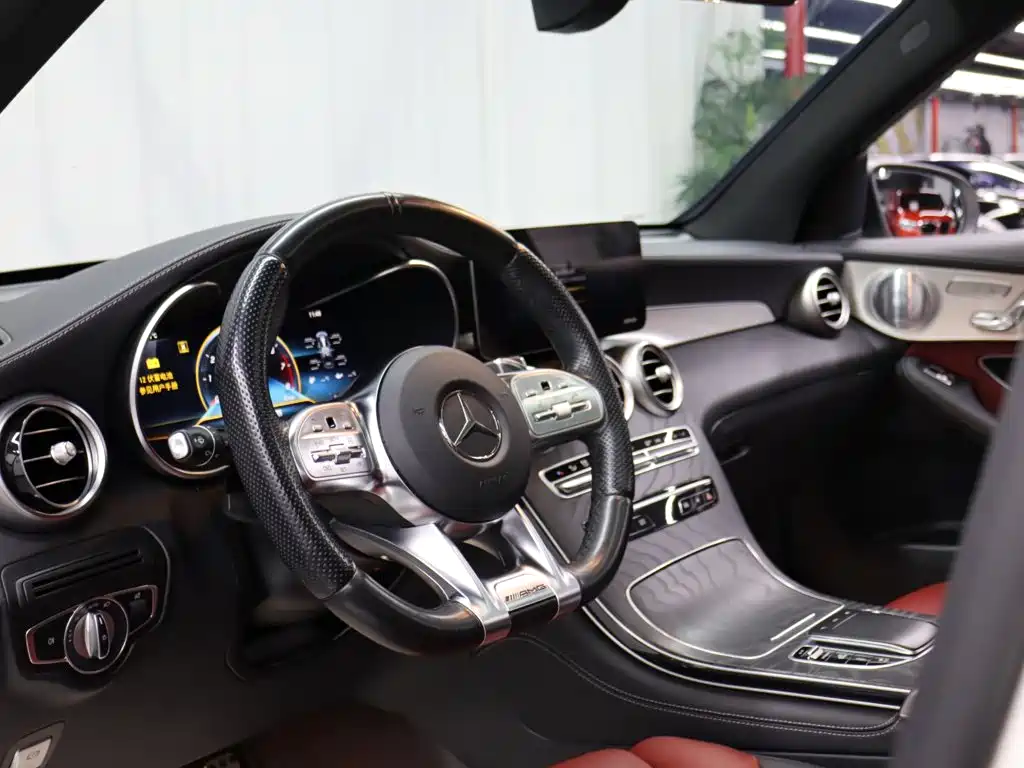 Mercedes-Benz GLC AMG 2021 — фото 8