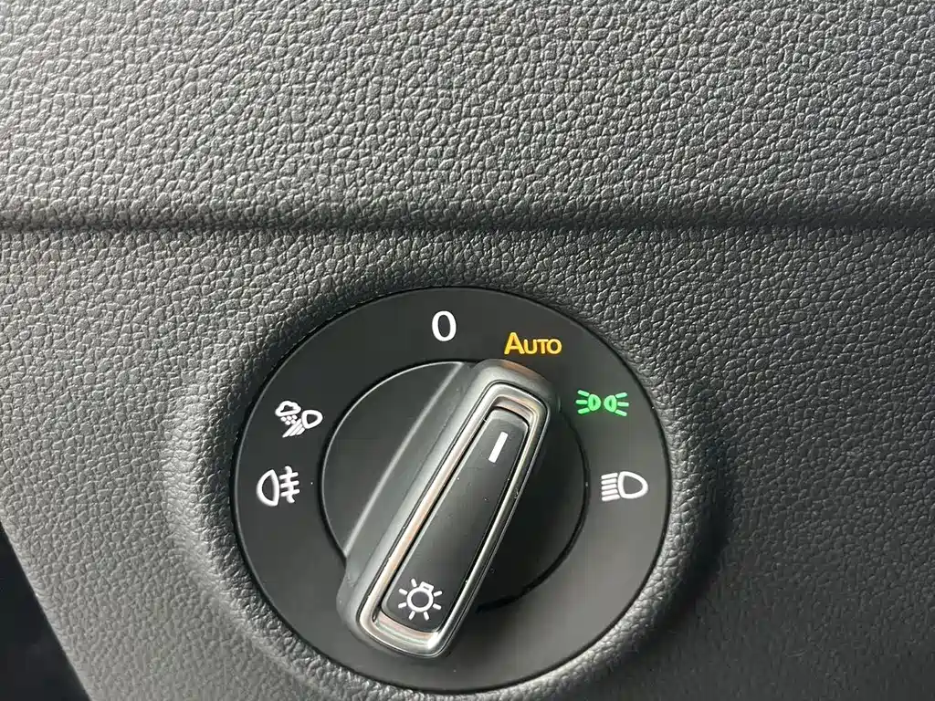 Volkswagen Tiguan L 2023 — фото 13