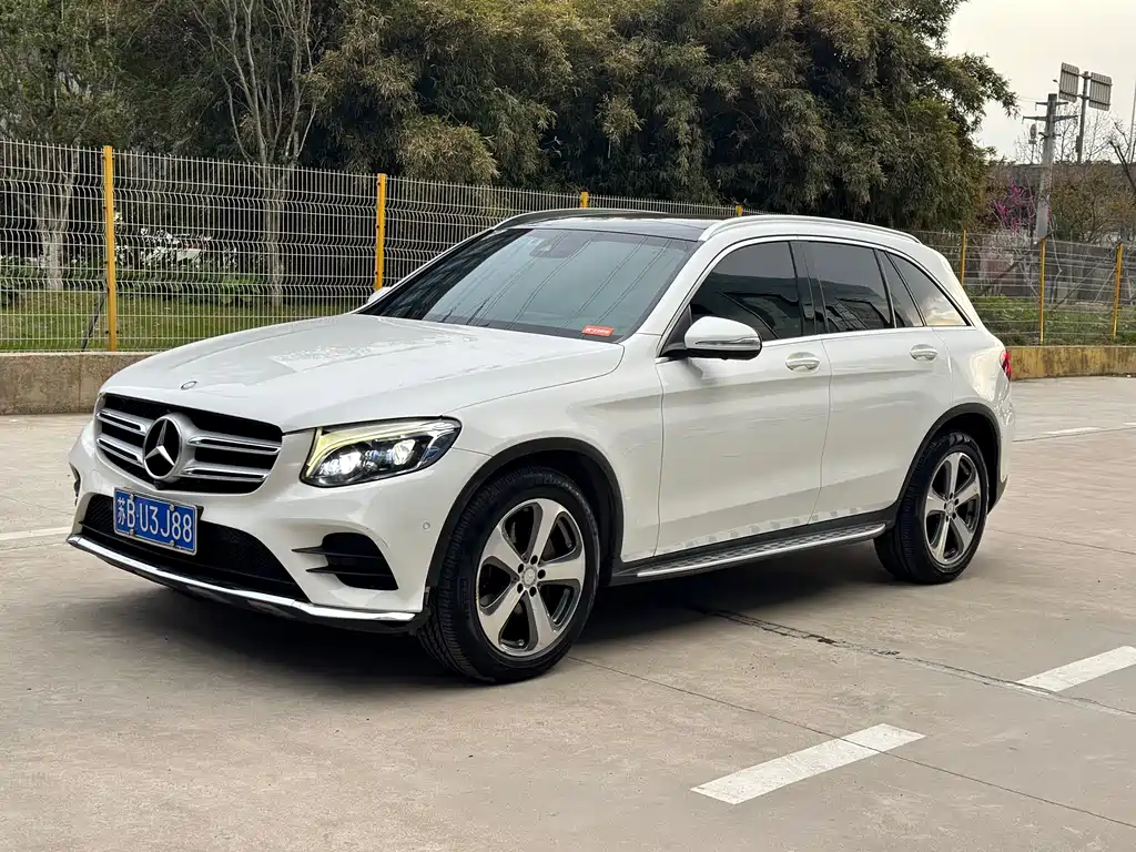 Mercedes-Benz GLC 2017 — фото 1