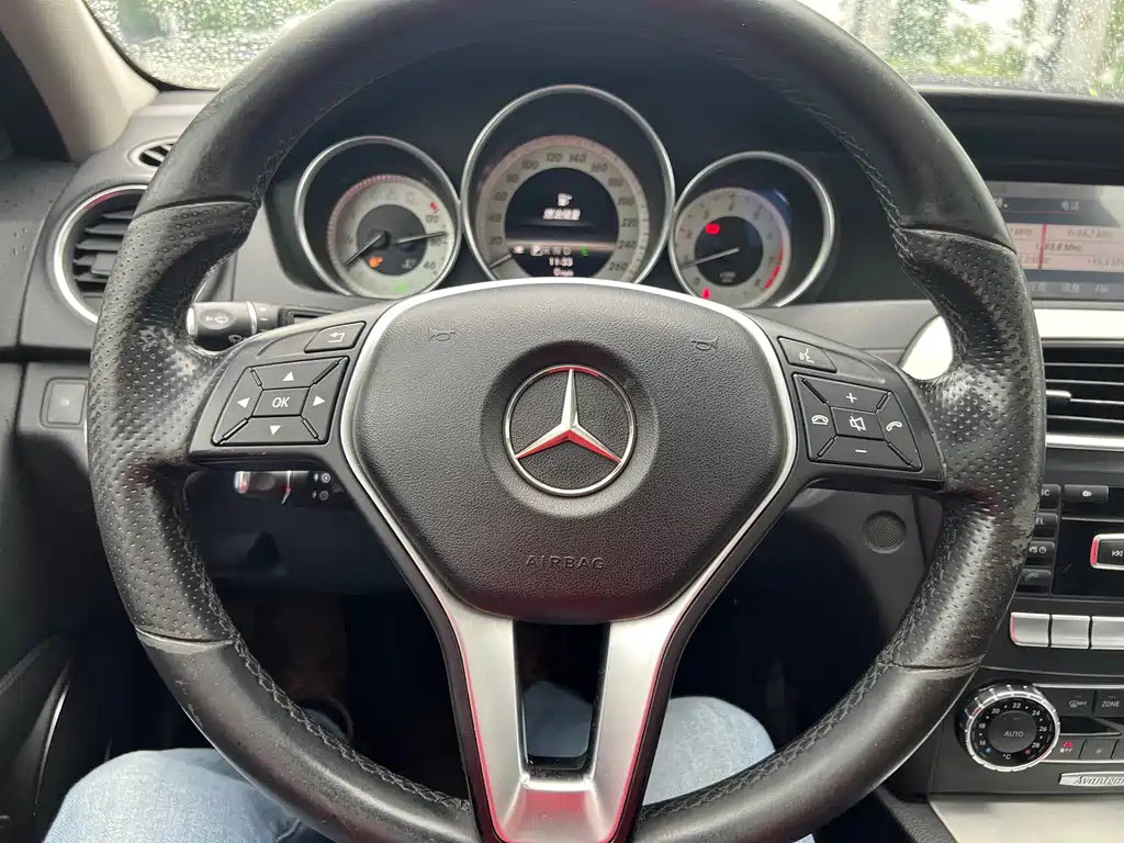 Mercedes-Benz C-Class 2014 — фото 14