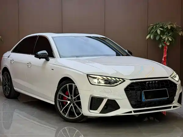 Audi A4L 2021