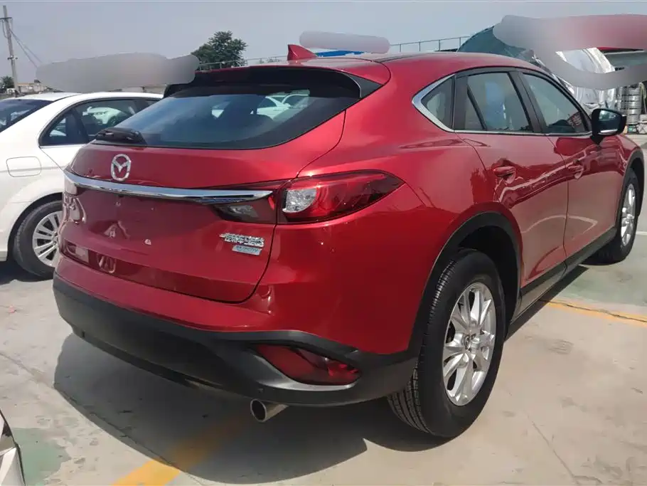 Mazda CX-4 2017 — фото 3