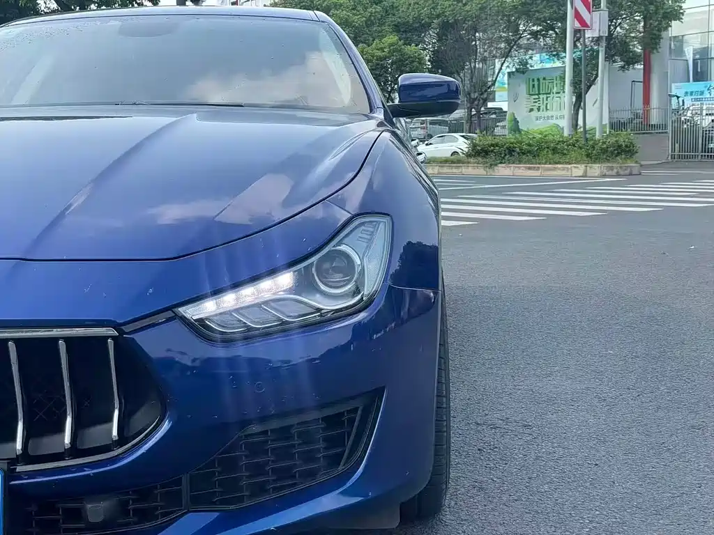 Maserati Ghibli 2018 — фото 3
