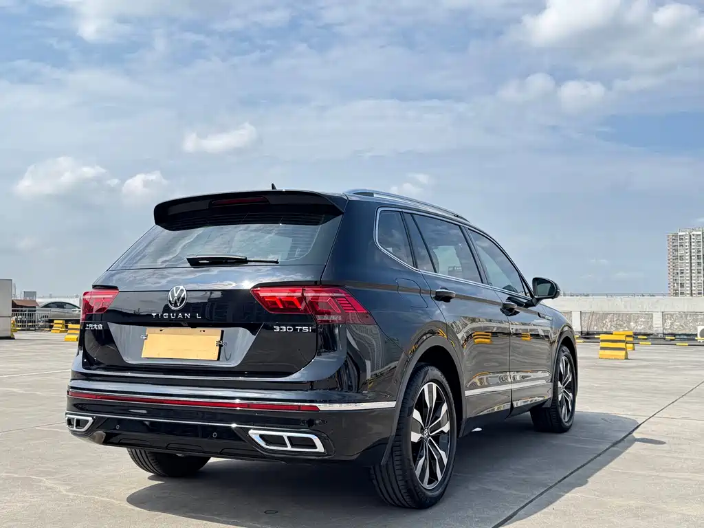 Volkswagen Tiguan L 2022 — фото 15