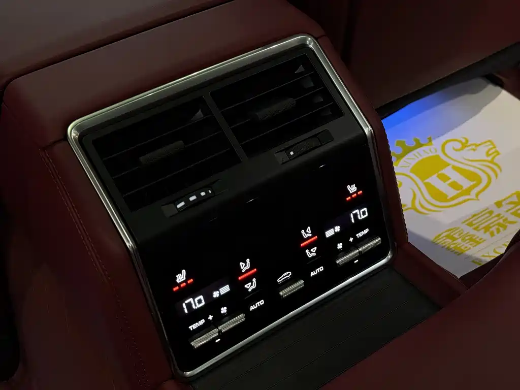 Porsche Panamera 2024 — фото 12