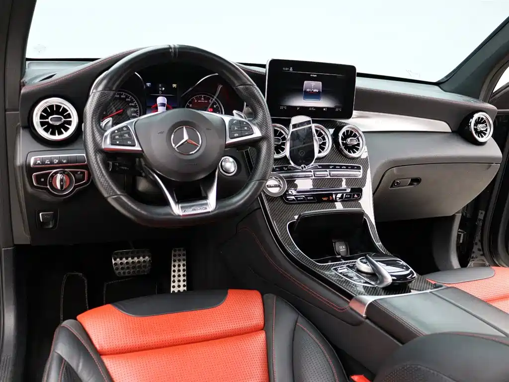 Mercedes-Benz GLC AMG 2021 — фото 8