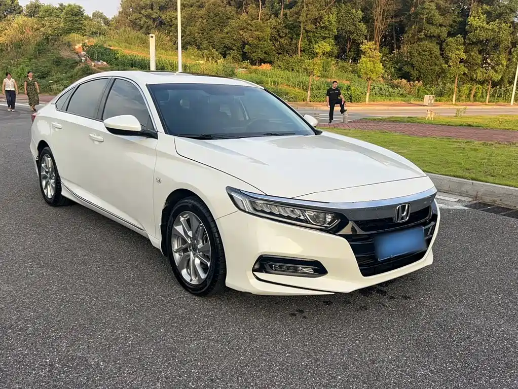 Honda Accord 2020 — фото 21