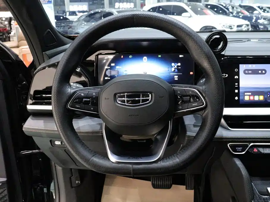 Geely Xingyue L 2025 — фото 14