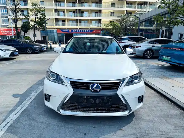 Lexus CT 2017