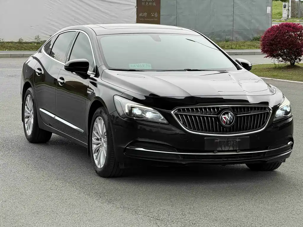 Buick LaCrosse 2019 — фото 3