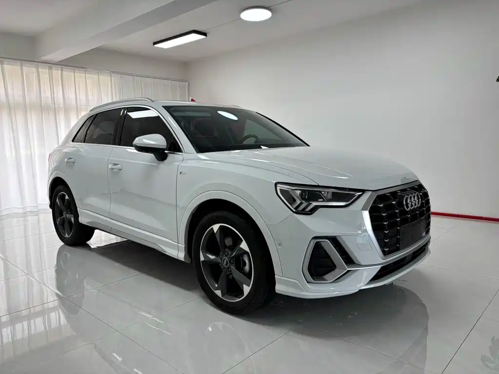 Audi Q3 2022