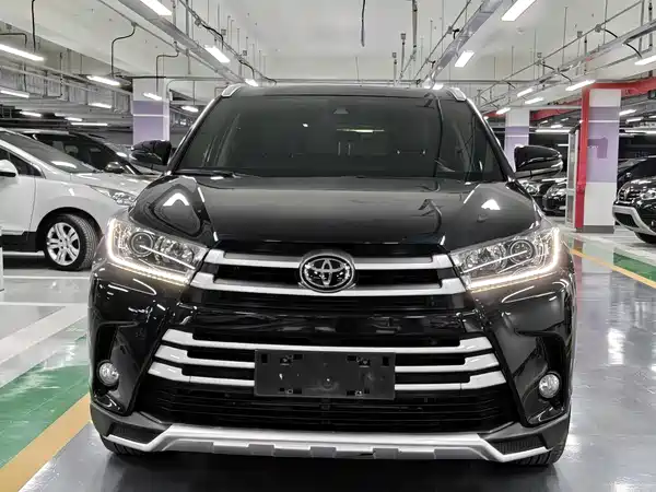 Toyota Highlander 2021