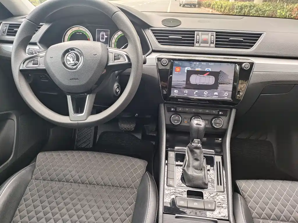 Skoda Speedy 2019 — фото 18