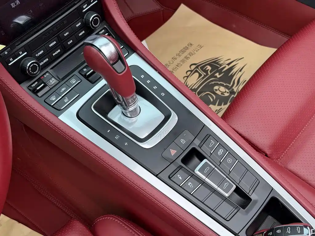 Porsche 718 2024 — фото 12