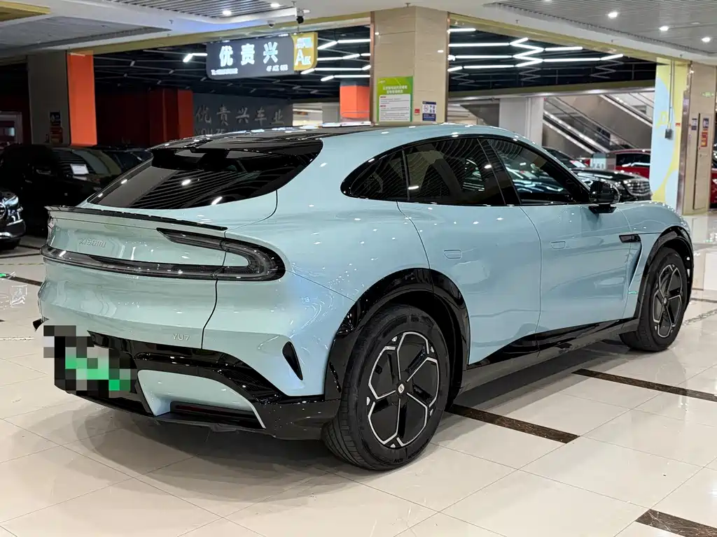 Xiaomi YU7 2025 — фото 7