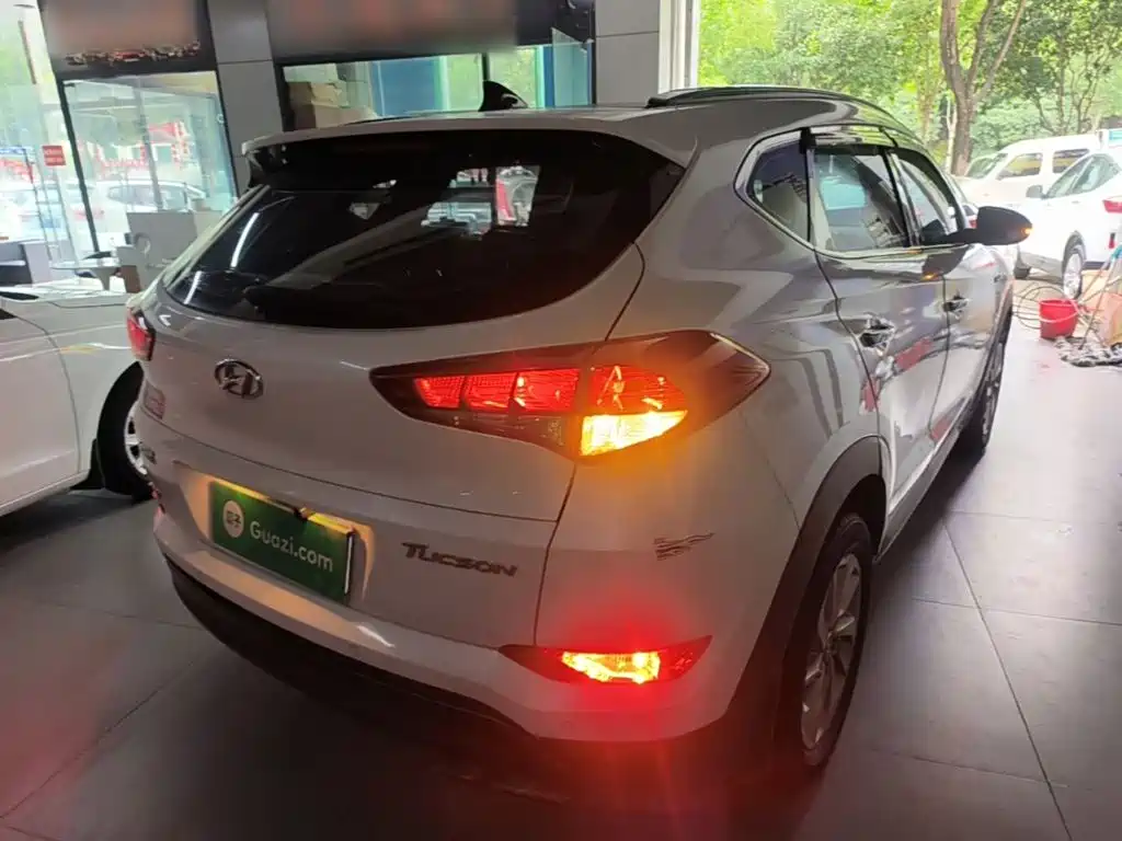 Hyundai Tucson 2017 — фото 7