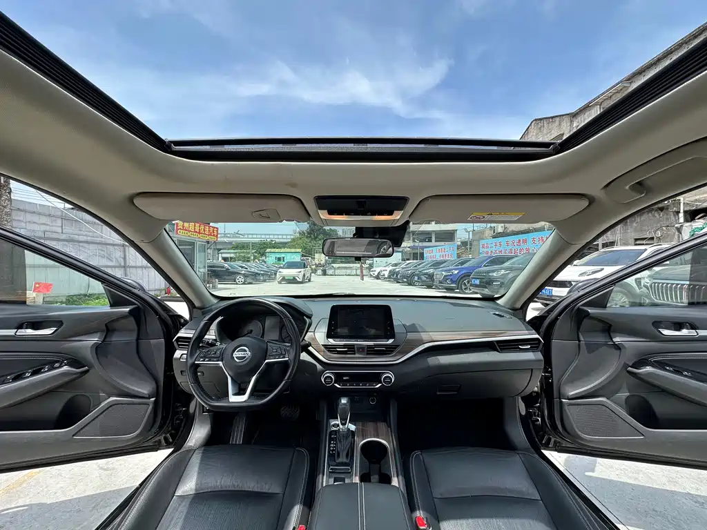 Nissan Teana 2022 — фото 10