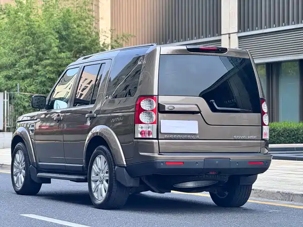 Land Rover Discovery 2012