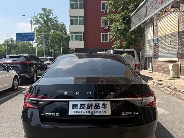 Skoda Superb 2023