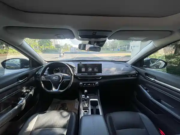 Nissan Teana 2023