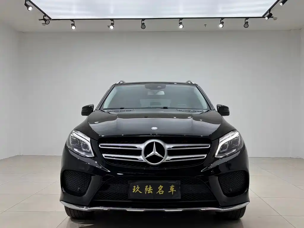 Mercedes-Benz GLE 2016