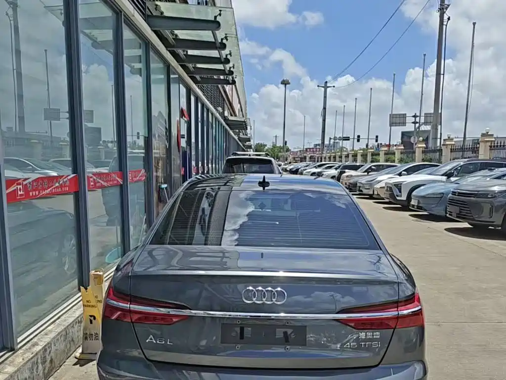 Audi A6L 2021