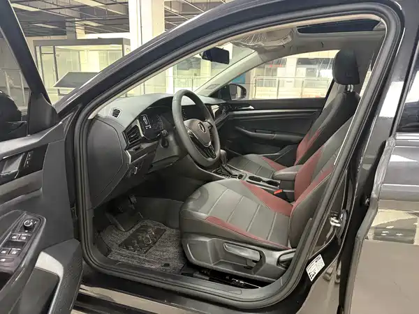 Volkswagen Bora 2021