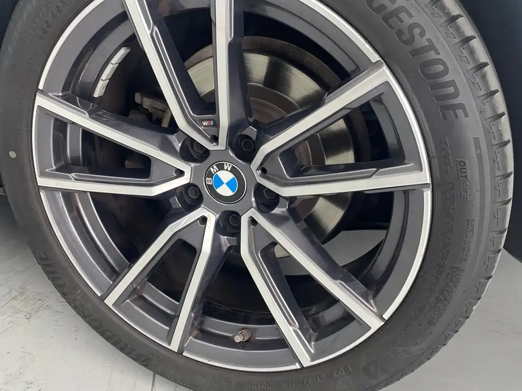 BMW 3 Series 2021 — фото 13