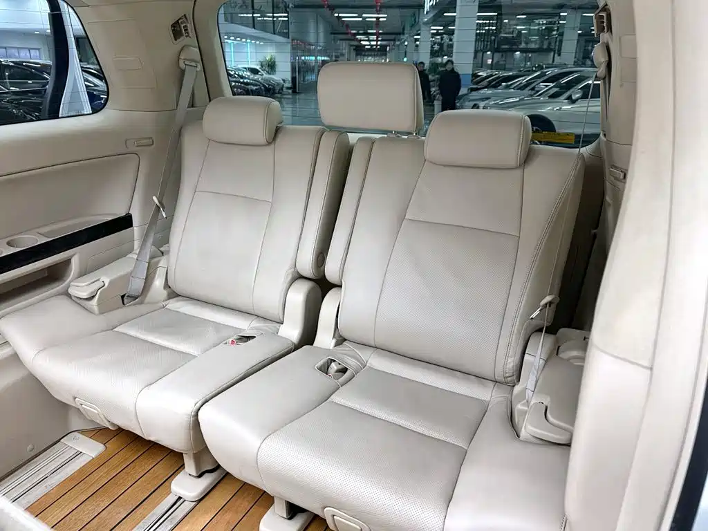 Toyota Alphard 2014 — фото 15