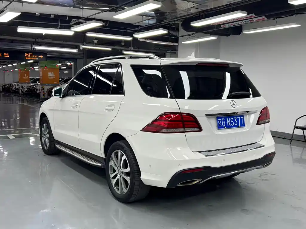 Mercedes-Benz GLE 2016 — фото 6
