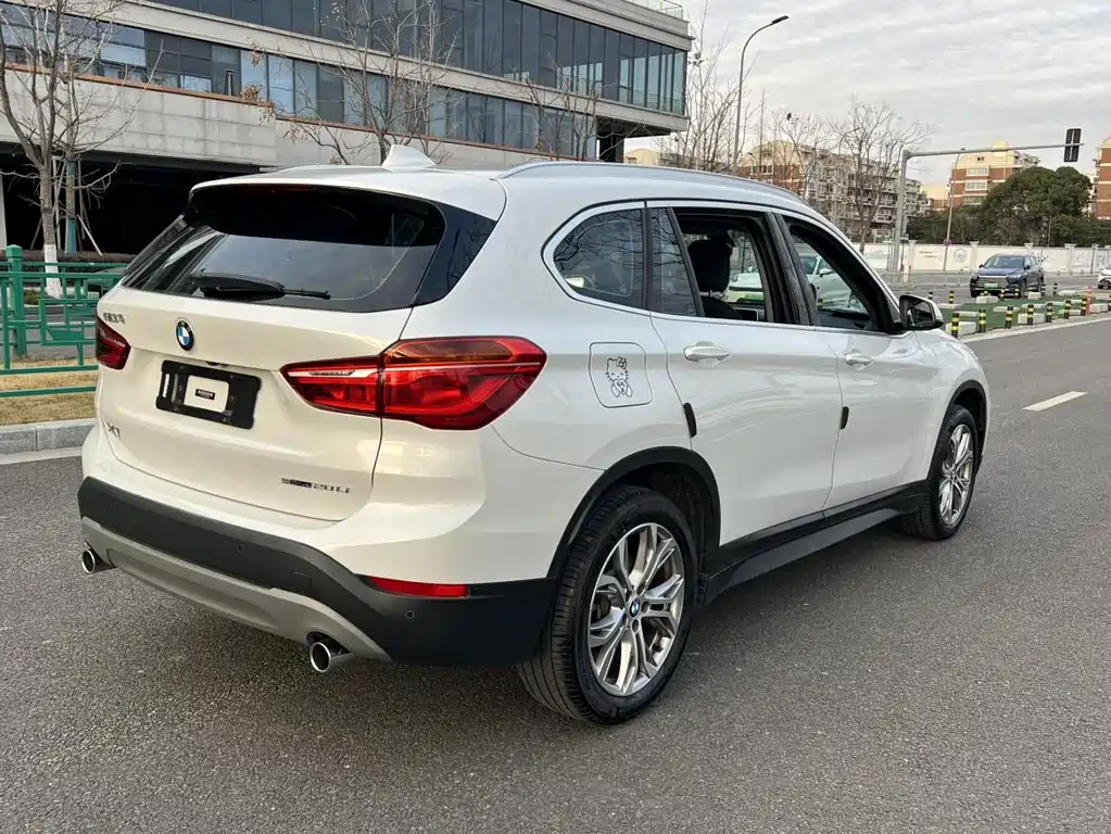 BMW X1 2019 — фото 14
