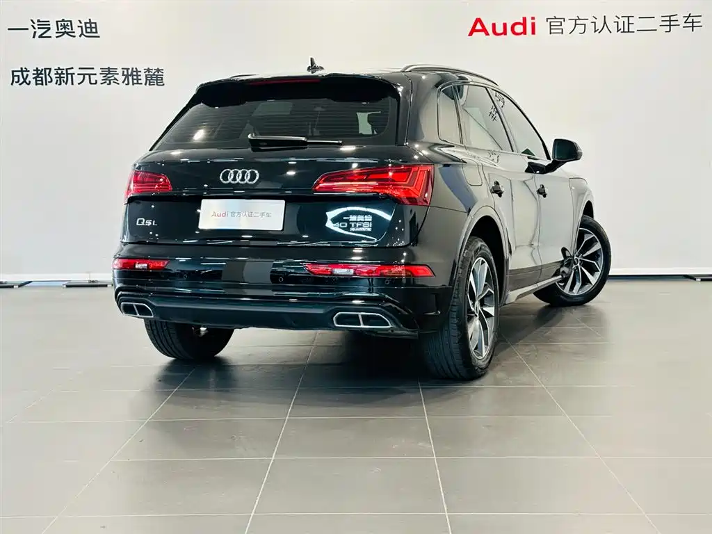 Audi Q5L 2023 — фото 4