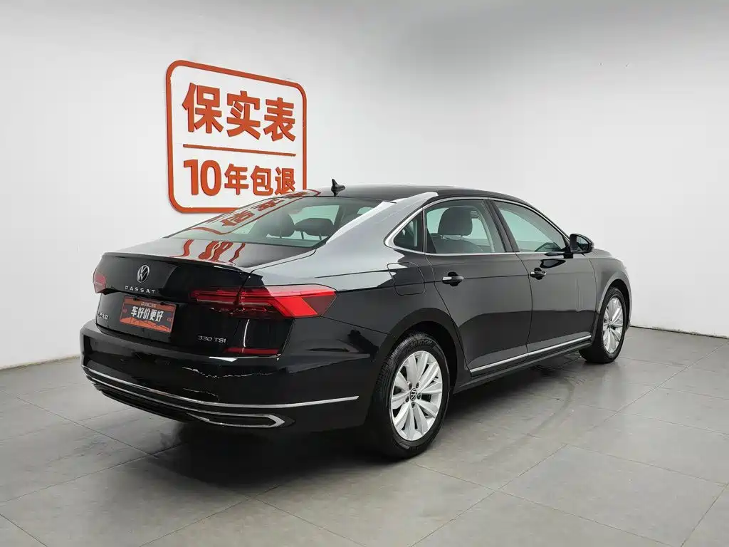 Volkswagen Passat 2021