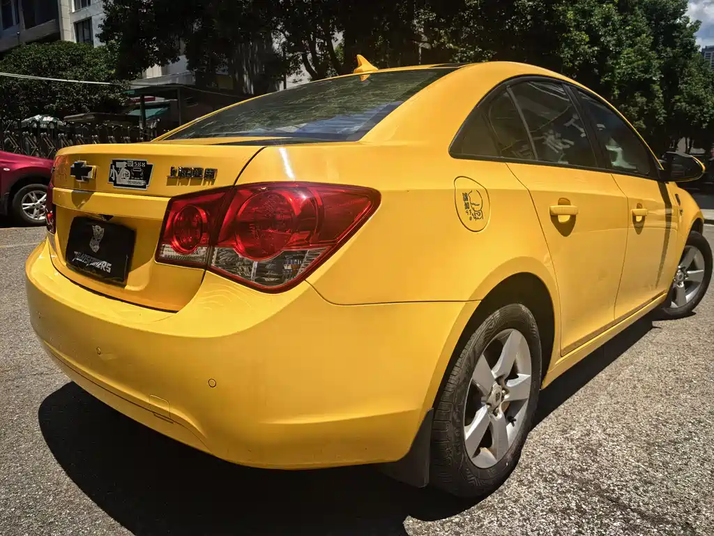 Chevrolet Cruze 2011 — фото 28