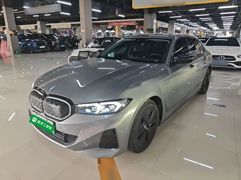 BMW i3 2024