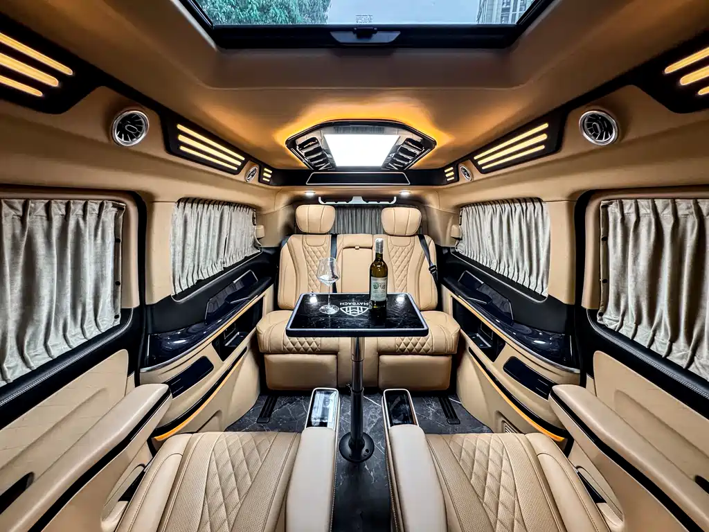 Mercedes-Benz Vito 2023 — фото 30