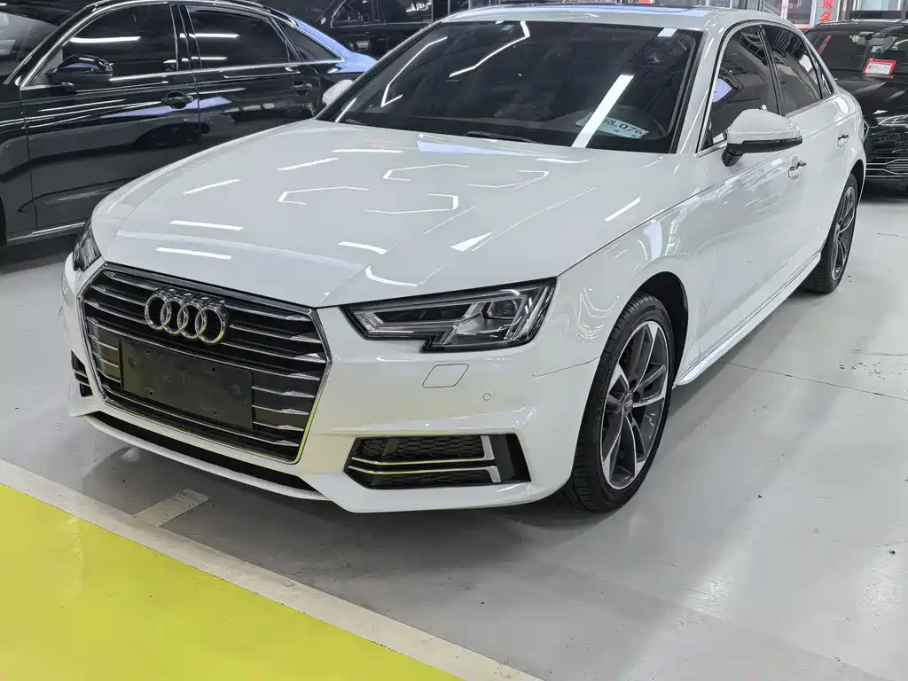 Audi A4L 2019