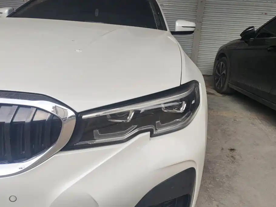 BMW 3 Series 2021