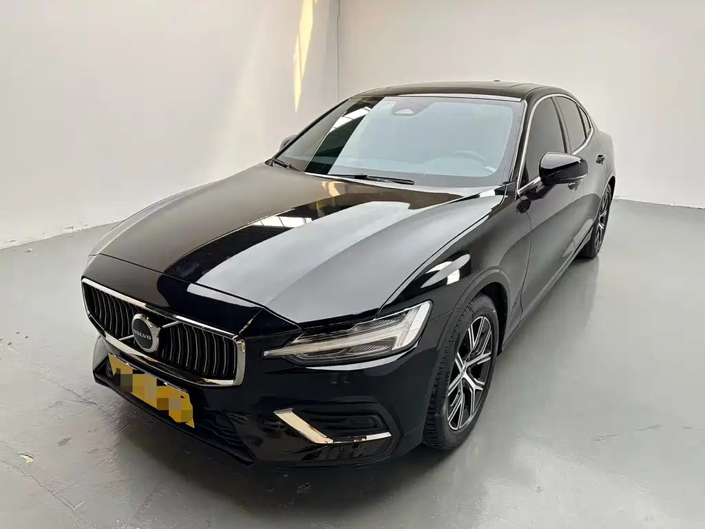 Volvo S60 2024