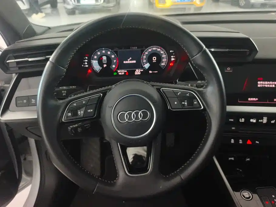 Audi A3 2021 — фото 15
