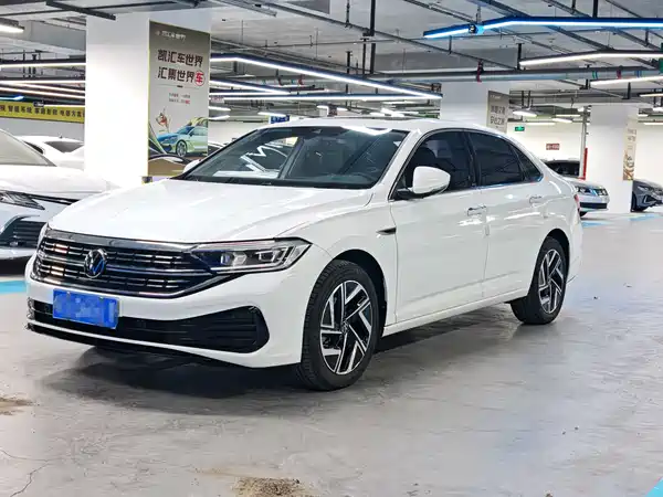 Volkswagen Sagitar 2024