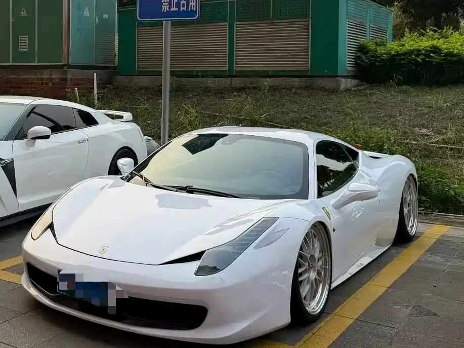 Ferrari 458 2015 — фото 1