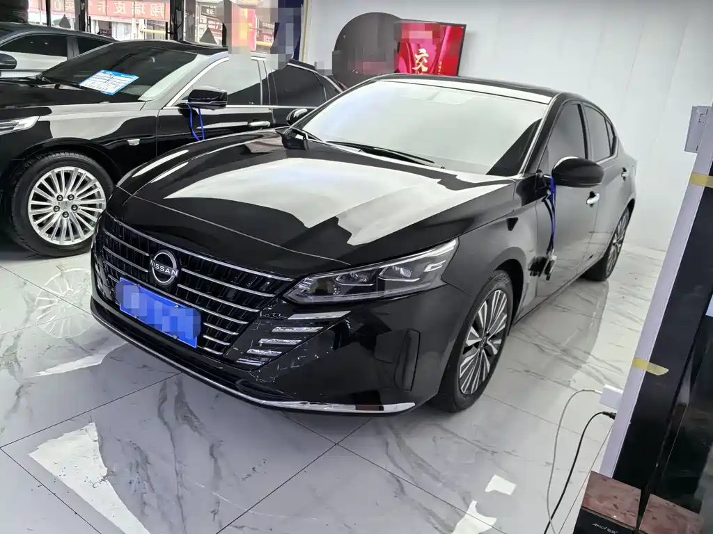 Nissan Teana 2025