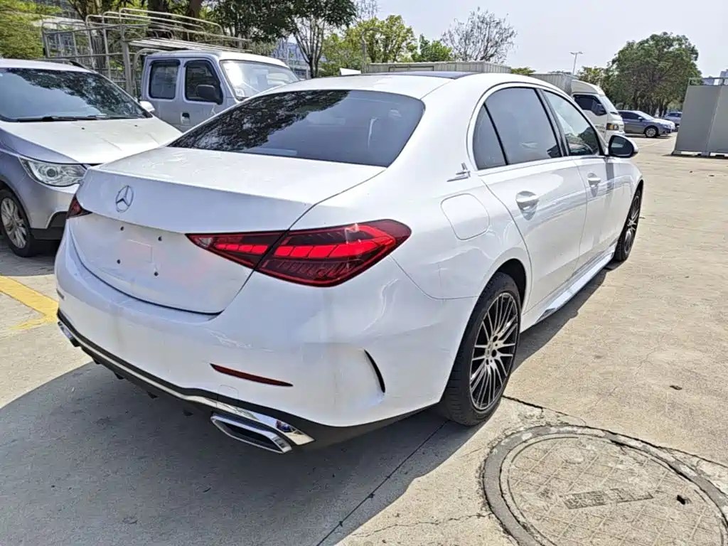 Mercedes-Benz C-Class 2022